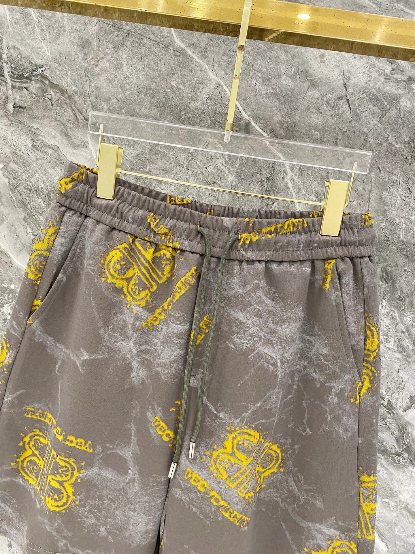 balen* 2026ss New Arrival ，Premium ！ Breathable ， ， ， Quality。 ！ ， ！Sizes：M-3XL